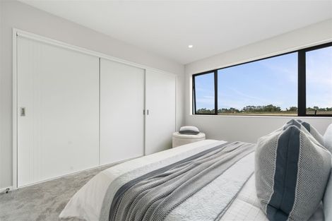 Photo of property in 39 Matakohe Road, Westgate, Auckland, 0814