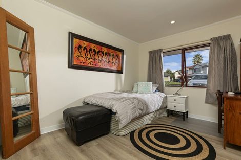 Photo of property in 5/30 Roanoke Way, Albany, Auckland, 0632