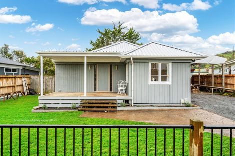 Photo of property in 8 Alfred Street, Hikurangi, 0114