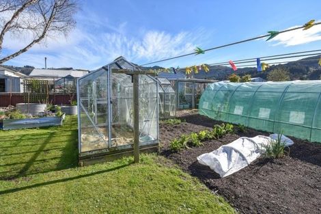 Photo of property in 21 Blackman Avenue, Sawyers Bay, Port Chalmers, 9023