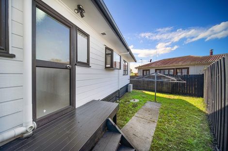 Photo of property in 2/230 Finlayson Avenue, Clendon Park, Auckland, 2103