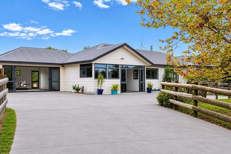 Photo of property in 103 Zanders Road, Helensville, Waimauku, 0882