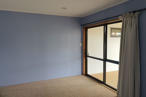 Photo of property in 144 Taupaki Road, Taupaki, Henderson, 0782