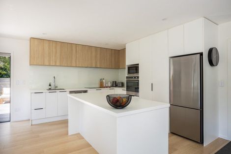 Photo of property in 25a Fernleigh Street, Ferndale, New Plymouth, 4310