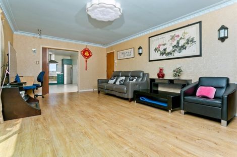 Photo of property in 4/205 Onewa Road, Birkenhead, Auckland, 0626