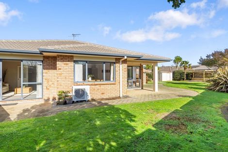 Photo of property in 10 Carlsberg Place, Papamoa Beach, Papamoa, 3118