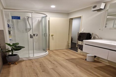 Photo of property in 1/16b Juniper Place, Burnside, Christchurch, 8053