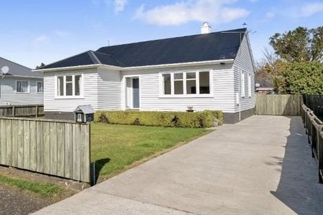 Photo of property in 8 Wallace Crescent, Glenholme, Rotorua, 3010