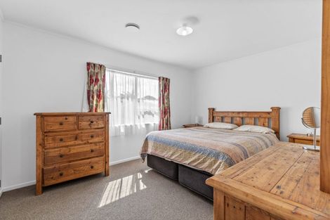 Photo of property in 6 Banbury Place, Tokoroa, 3420