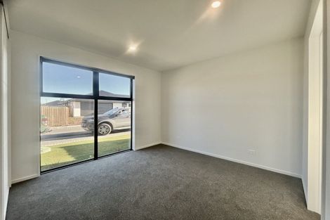 Photo of property in 4 Riroriro Lane, Halswell, Christchurch, 8025