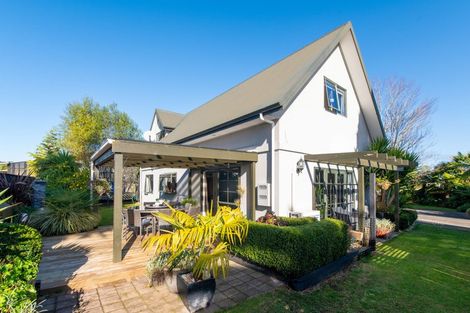 Photo of property in 1 Stonebridge Park Drive, Holdens Bay, Rotorua, 3010