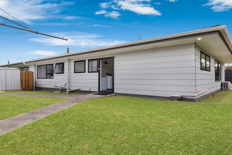 Photo of property in 1/4a Browns Road, Manurewa, Auckland, 2102