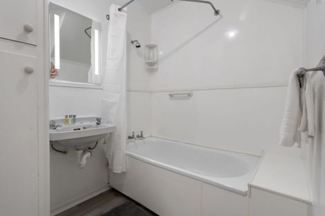 Photo of property in 213 Jervois Road, Herne Bay, Auckland, 1011