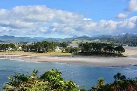Photo of property in 20 Tairua Terrace, Tairua, 3508