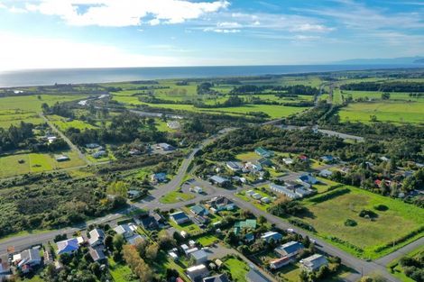 Photo of property in 2 Stewart Street, Waimangaroa, Westport, 7891