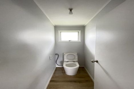 Photo of property in 75 Lewisham Street, Highland Park, Auckland, 2010