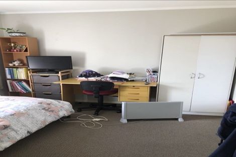 Photo of property in 2/14 Swan Crescent, Pakuranga, Auckland, 2010