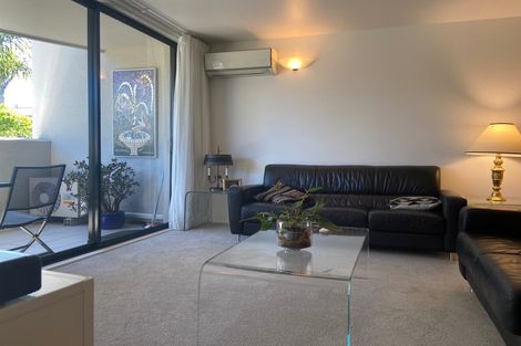 Photo of property in Mon Desir Apartments, 5/175a Hurstmere Road, Takapuna, Auckland, 0622