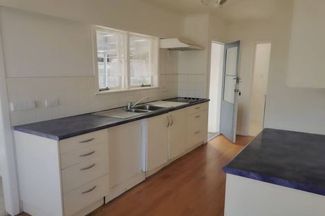 Photo of property in 1/30 Bruce Road, Glenfield, Auckland, 0629