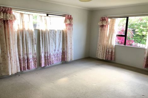 Photo of property in 2/4 Pine Street, New Lynn, Auckland, 0600