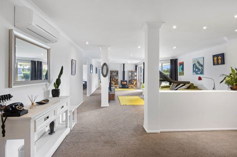 Photo of property in 2 Shearwater Drive, Woolston, Christchurch, 8023