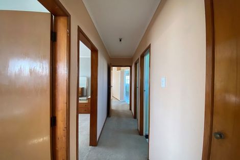 Photo of property in 9 Short Street, Waitara, 4320