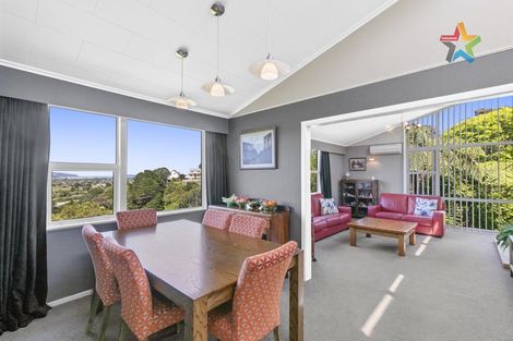 Photo of property in 27 Vista Grove, Kelson, Lower Hutt, 5010