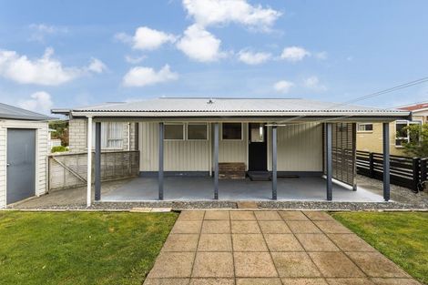 Photo of property in 4 Myrtle Lane, Raumati Beach, Paraparaumu, 5032