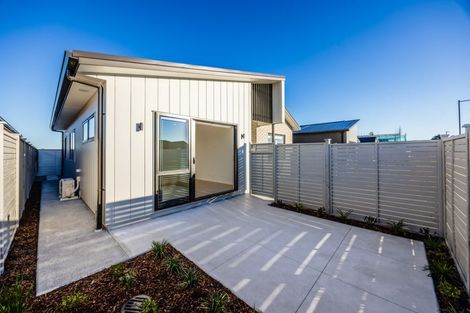 Photo of property in 126 Pepene Avenue, Takanini, 2112