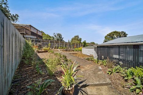 Photo of property in 10 Chrisarda Place, Red Hill, Papakura, 2110