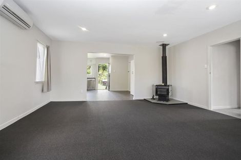 Photo of property in 7 Kamara Road, Glen Eden, Auckland, 0602