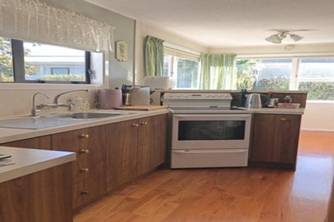 Photo of property in 37 Scott Road, Papakura, 2110