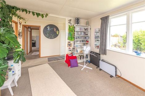 Photo of property in 27 Murch Place, Tawhero, Whanganui, 4500