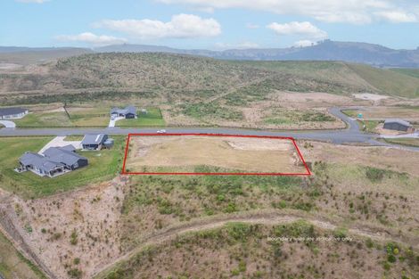 Photo of property in 6 Olsen Place, Kinloch, 3385