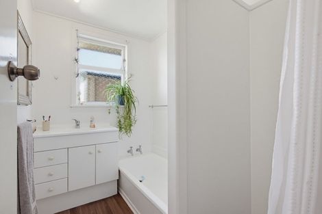 Photo of property in 3 Armagh Street, Levin, 5510