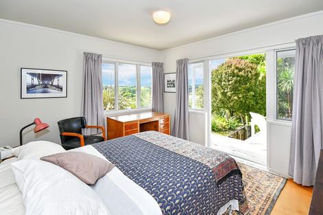 Photo of property in 88 Howard Road, Orere Point, Papakura, 2585