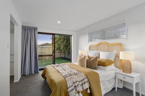 Photo of property in 464a Bower Avenue, Parklands, Christchurch, 8083