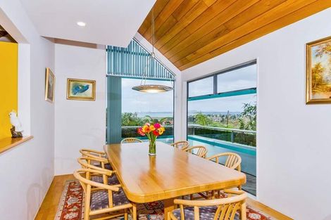 Photo of property in 4 Graceview Way, West Harbour, Auckland, 0618