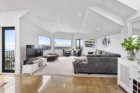 Photo of property in 33 Mitchell Street, Brooklyn, Wellington, 6021