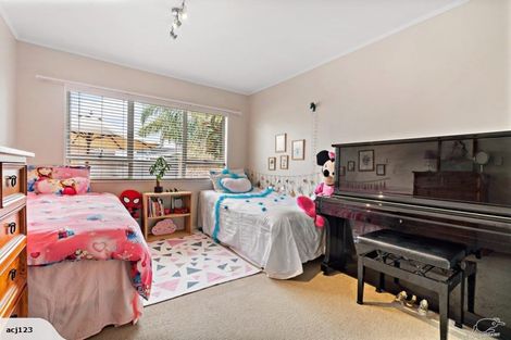 Photo of property in 2/37 Galvan Avenue, Sunnyhills, Auckland, 2010