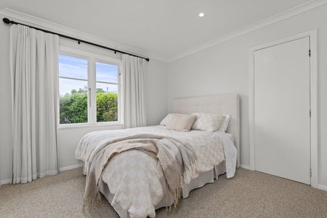 Photo of property in 11 Athlone Place, Hokowhitu, Palmerston North, 4410