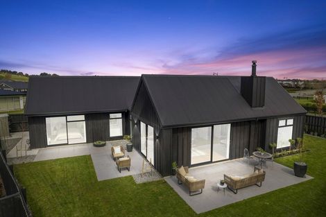 Photo of property in 4 Prospect Place, Western Heights, Hamilton, 3200