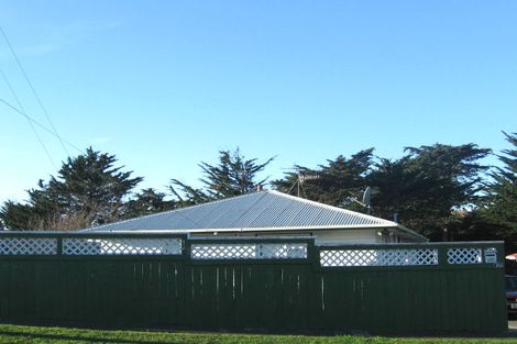 Photo of property in 143 Castor Crescent, Cannons Creek, Porirua, 5024