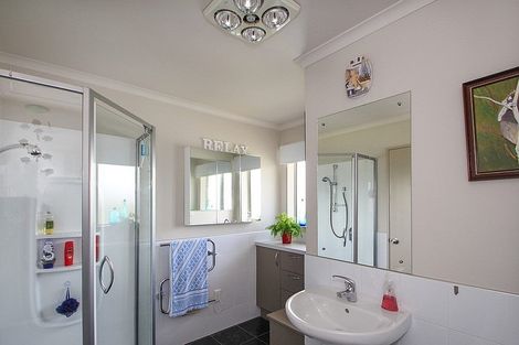 Photo of property in 4 Leven Street, South Hill, Oamaru, 9400