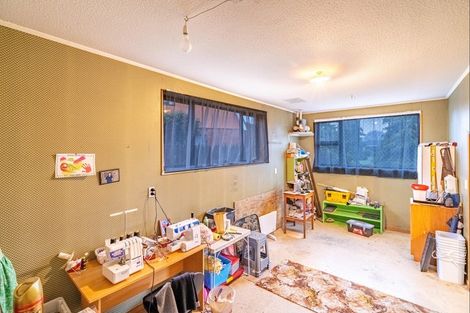 Photo of property in 18 Waterford Drive, Winton, 9720