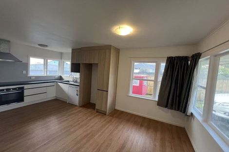 Photo of property in 12 Mack Place, Red Hill, Papakura, 2110