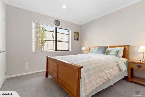 Photo of property in 17 Sapperton Drive, Henderson, Auckland, 0612