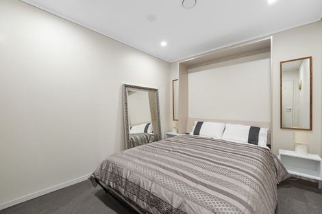 Photo of property in 15/72a Devonport Road, Tauranga, 3110