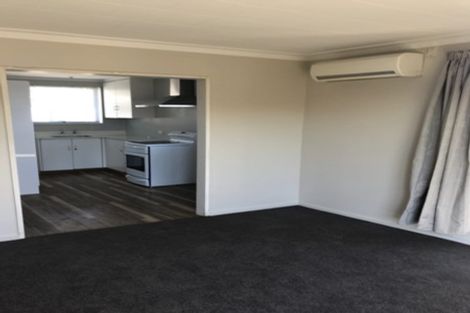 Photo of property in 2/30 Bassett Street, Burwood, Christchurch, 8083