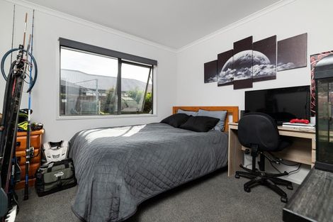 Photo of property in 130 Puhirake Crescent, Pyes Pa, Tauranga, 3112